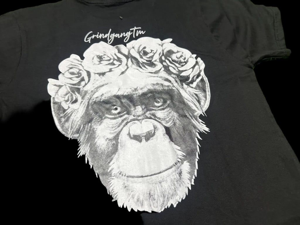 GrindgangTm Signature Graphic Tee – Black/White