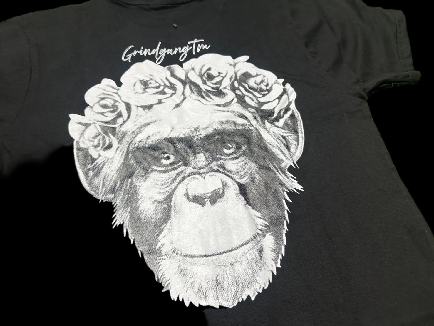 GrindgangTm Signature Graphic Tee – Black/White